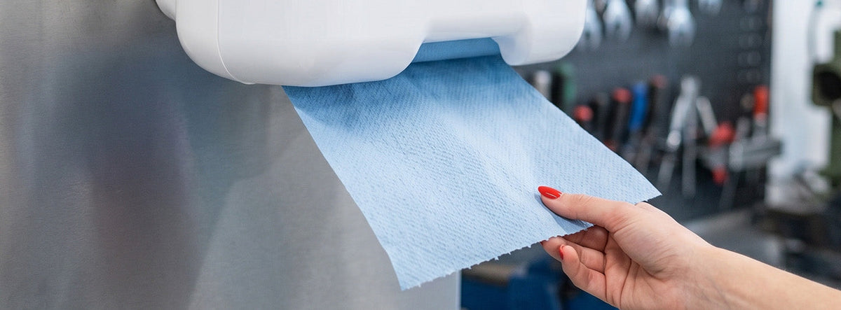 Essuie-tout industriel : quel format choisir pour vos ateliers