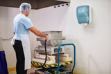 DISTRIBUTEUR D’ESSUIE-MAINS ROULEAUX TORK® W6 BLANC & BLEU