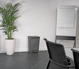 POUBELLE 46L CHARBON À PÉDALE INOX RUBBERMAID