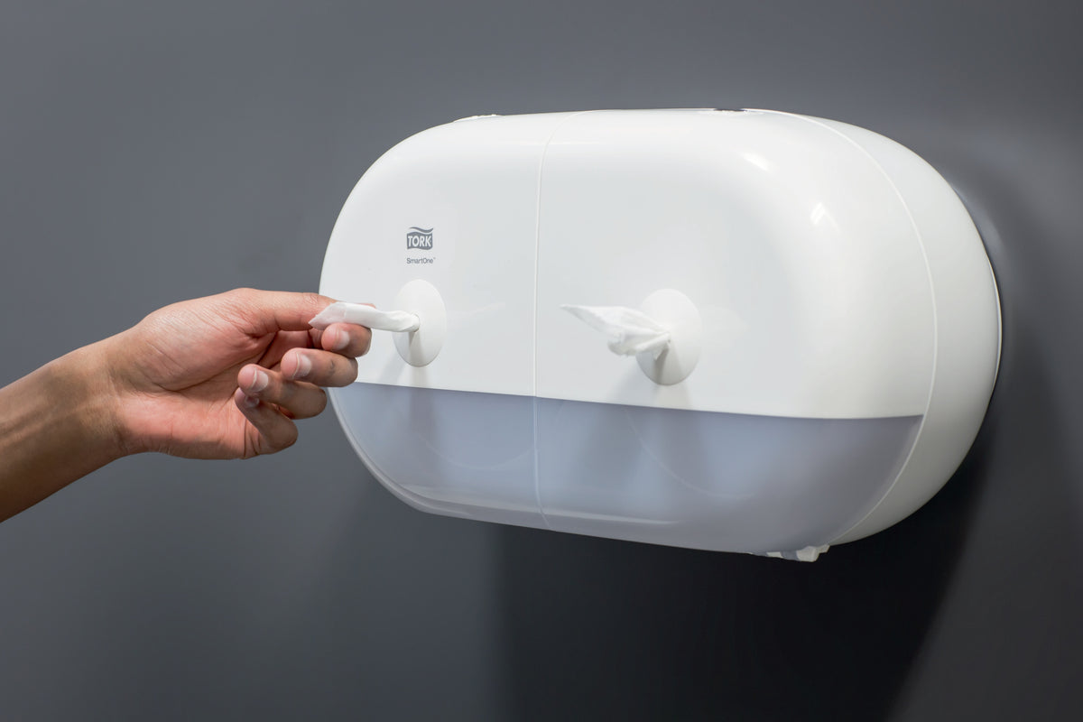DISTRIBUTEUR DE PAPIER TOILETTE À DÉVIDAGE CENTRAL TORK SMARTONE® MINI DOUBLE T9 BLANC